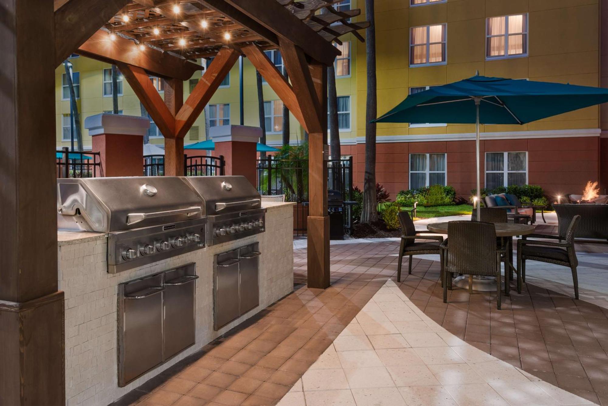 Homewood Suites By Hilton Orlando-Ucf Area Alafaya Exterior foto